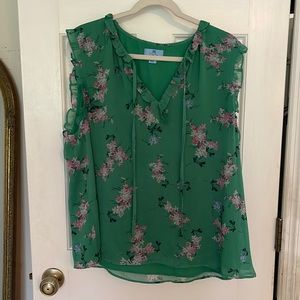 Green floral CeCe top